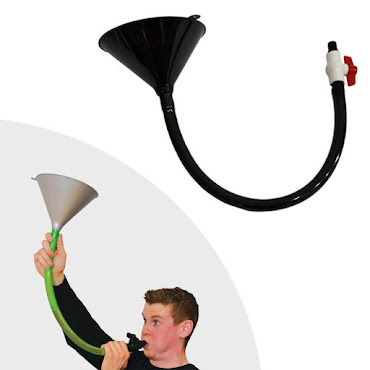 Juomaränni (Beer Bong)