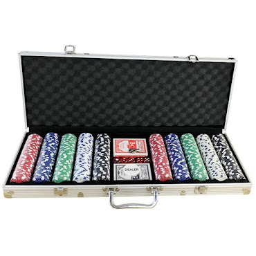 Pokerisetti - 500 pelimerkkiä, kaksi korttipakkaa ja jakaja